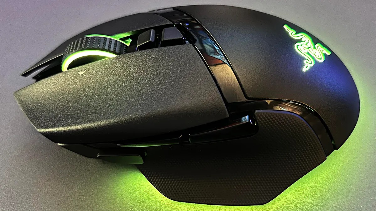 razer-basilisk-v3-pro-rgb.jpg